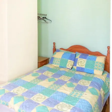 4 Bedrooms House At 400 M Away From The With Enclosed Garden And Wifi Tatil Evi *